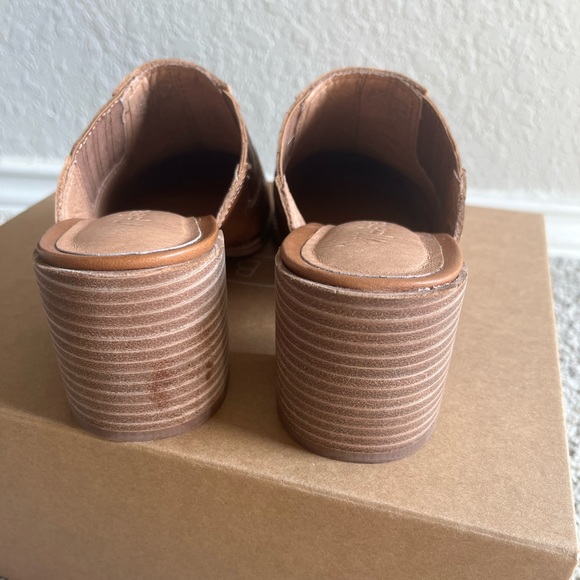 MW Carey Mule - Picture 8 of 12